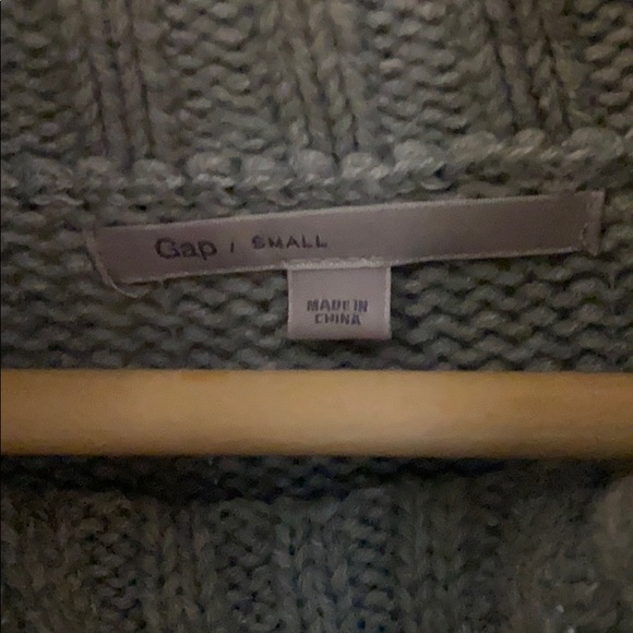 Classic cowl neck gray sweater - Picture 2 of 4